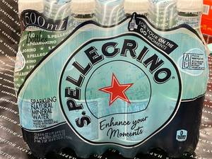 lot 571 image: S Pellegrino Sparkling Water 12 Pack