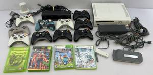 lot 158 image: Xbox 360 With Games & More