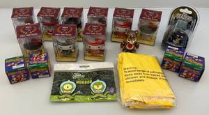 lot 201 image: Flea Marketers Lot
