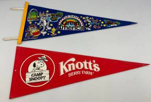 lot 213 image: Vintage 1980s Pennants Including Six Flags & Knotts Berry Farm 12 x 29