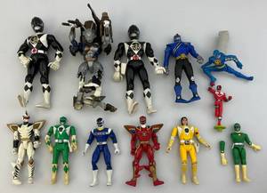 lot 221 image: Vintage Power Rangers Action Figures (Pre-owned)