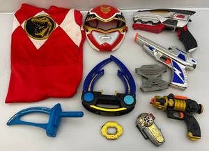 lot 225 image: Vintage 1980s Power Rangers Items & More (Some Missing Pieces)