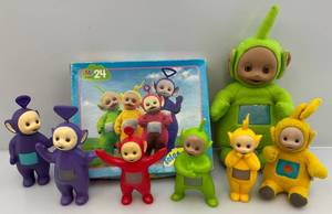 lot 240 image: Vintage Teletubbies & Puzzle