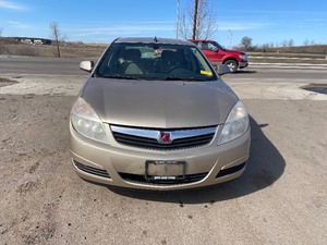 lot 12 image: 2008 Saturn Aura