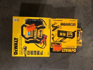 Lot of assorted Dewalt Chargers customer returns see pictures