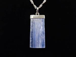 .925 Sterling Silver Blue Kyanite Pendant Necklace