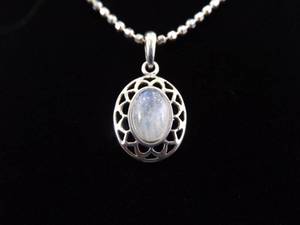 .925 Sterling Silver Moonstone Cabochon Pendant Necklace