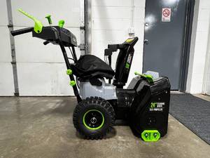 E Go Power Plus Snow Blower 56 - Volt Lithium - Ion Cordless Snow Blower