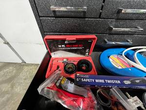 10 pc Hole Saw Set  Wire Connectors  Electrician Wire Cutters  Wire Puller  6 Wire Safety Twister