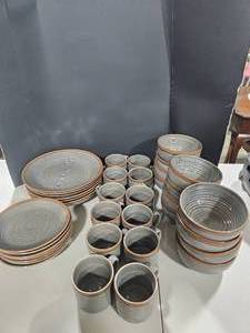 Blue Decker Dish Set - incomplete set of 12 servings