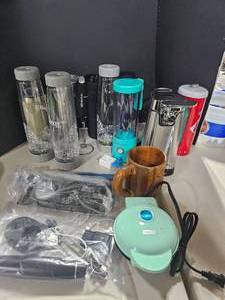 Lot of Thermal Cups and BlendersMixers