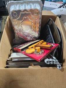 Lot of Ovenware & Baking Pans