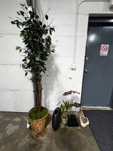 Home Decor - 1 Faux Potted Tree w Lights on Timer (untested), Black Round Vase, 4 Leaf Decor, Small Potted Plant and Small Empty Planter