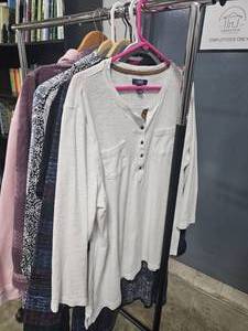 Lot of 12 Womens Large Long Sleeve Tops In US Army & Christopher & Banks