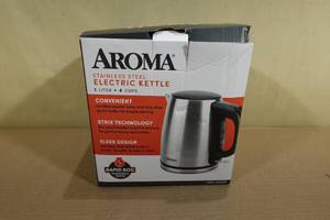 lot 19 image: Aroma Stainless Steel Electric Kettle