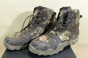 lot 31 image: Irish Setter Mens Hunt Vaprtrek Boots -Size 13
