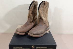 lot 32 image: Irish Setter Mens Work Marshall Boots -Size 10.5