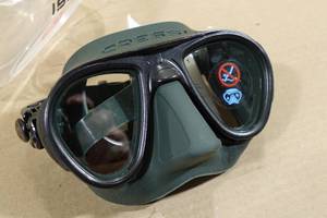 lot 109 image: Cressi Calibro Mask -Green