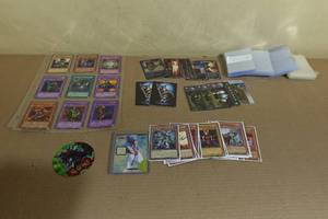 lot 190 image: Assorted Collector Cards - Baseball, Yu-Gi-Oh, Bionicle, Star Wars