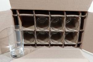 lot 237 image: 8 Libbey Heavy Base Glasses 15.5oz