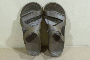 lot 261 image: Nuusole Womens Slides  -Size 8