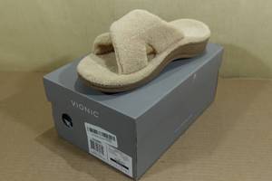 lot 269 image: Vionic Womens Relax Slipper Sandals -Size 7