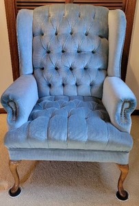 lot 36 image: Blue Velvet Wing-back Upholstered Chair