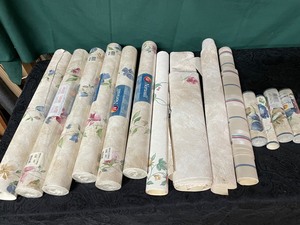 lot 108 image: Decorate with Wallpaper