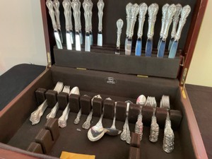 lot 11 image: Reeds & Barton Sterling Silver Flatware With Storage Box