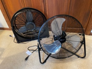 lot 301 image: Commercial Electric Portable Fans