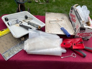 lot 252 image: Paint Supplies