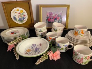 lot 119 image: Fun Floral Collection of Dishware