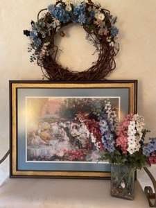lot 289 image: Victorian Ladies Picture, Grapevine Wreath & Glass Vase