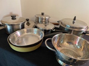 lot 293 image: Revere Ware Pots & Pans