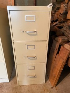 lot 141 image: One 3 Drawer File Cabinet