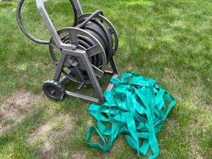 lot 148 image: Hose CartSoaker HoseHose Mobile