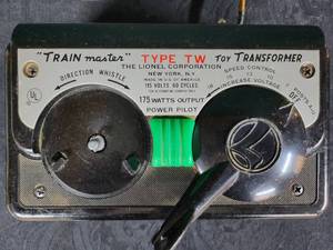 lot 92 image: Vintage Lionel Trainmaster Type TW Transformer