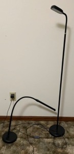 lot 209 image: Black Standing & Computer Desk Lamp