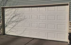 lot 2 image: 16 X 8 Garage Door