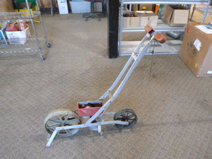 lot 6 image: Precision Garden Seeder