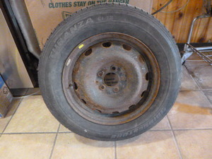 lot 12 image: Bridgestone Turanza EL42 Tire on Rims
