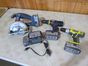 lot 16 image: Ryobi Power Tools