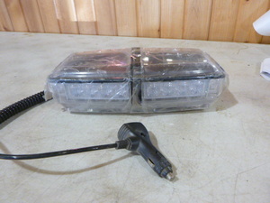lot 22 image: Ultra Tow Magnetic Strobe Light