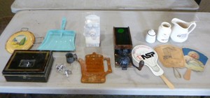 lot 81 image: Vintage Pieces