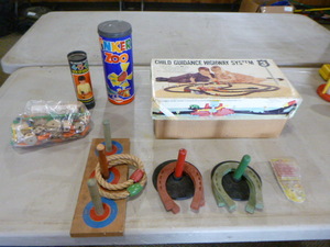 lot 101 image: Vintage Toys