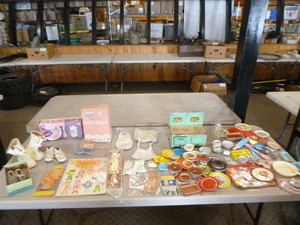 lot 111 image: Vintage Toys