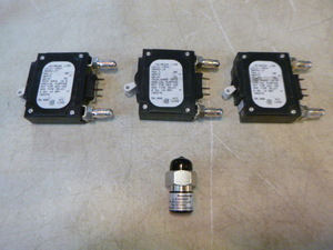 lot 132 image: 3 Lelki 15 Amp Breakers