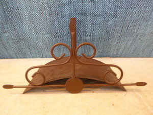 lot 137 image: Garden Hose Holder