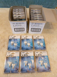lot 162 image: 16 Packs of Feit Electric LED Night Light Bulbs