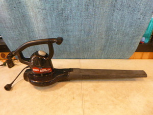 lot 163 image: Toro Super Blower Vac